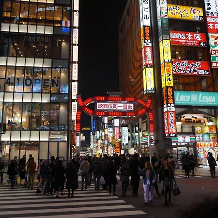 新宿歌舞伎町東新宿站3分钟，徒步伊势丹4分钟免费wi-Fi！ Токіо Екстер'єр фото